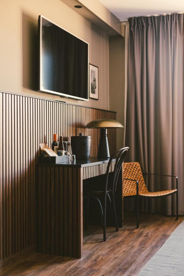 Hotel Strana Halleviksstrand Екстер'єр фото