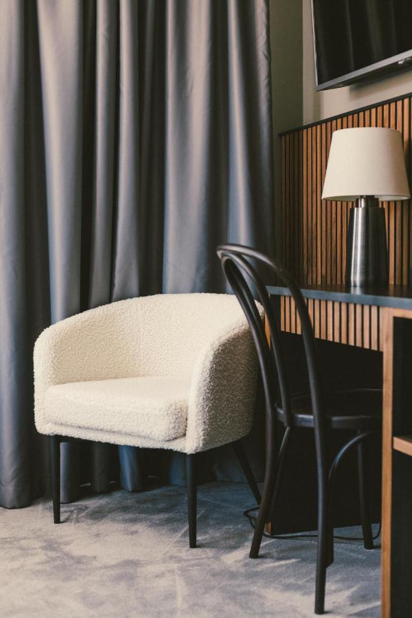 Hotel Strana Halleviksstrand Екстер'єр фото